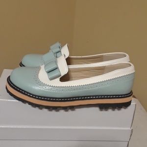 LOAFERS. - TWO-TONE LOAFERS - SIZE 7